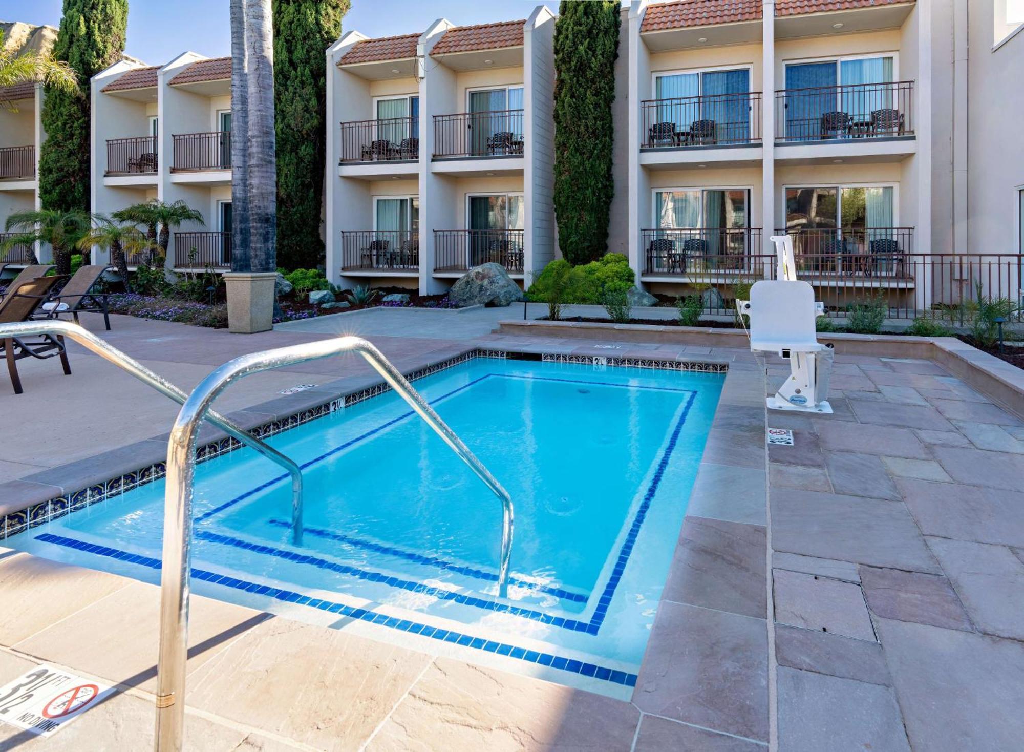 Best Western Plus Royal Oak Hotel San Luis Obispo Exterior photo